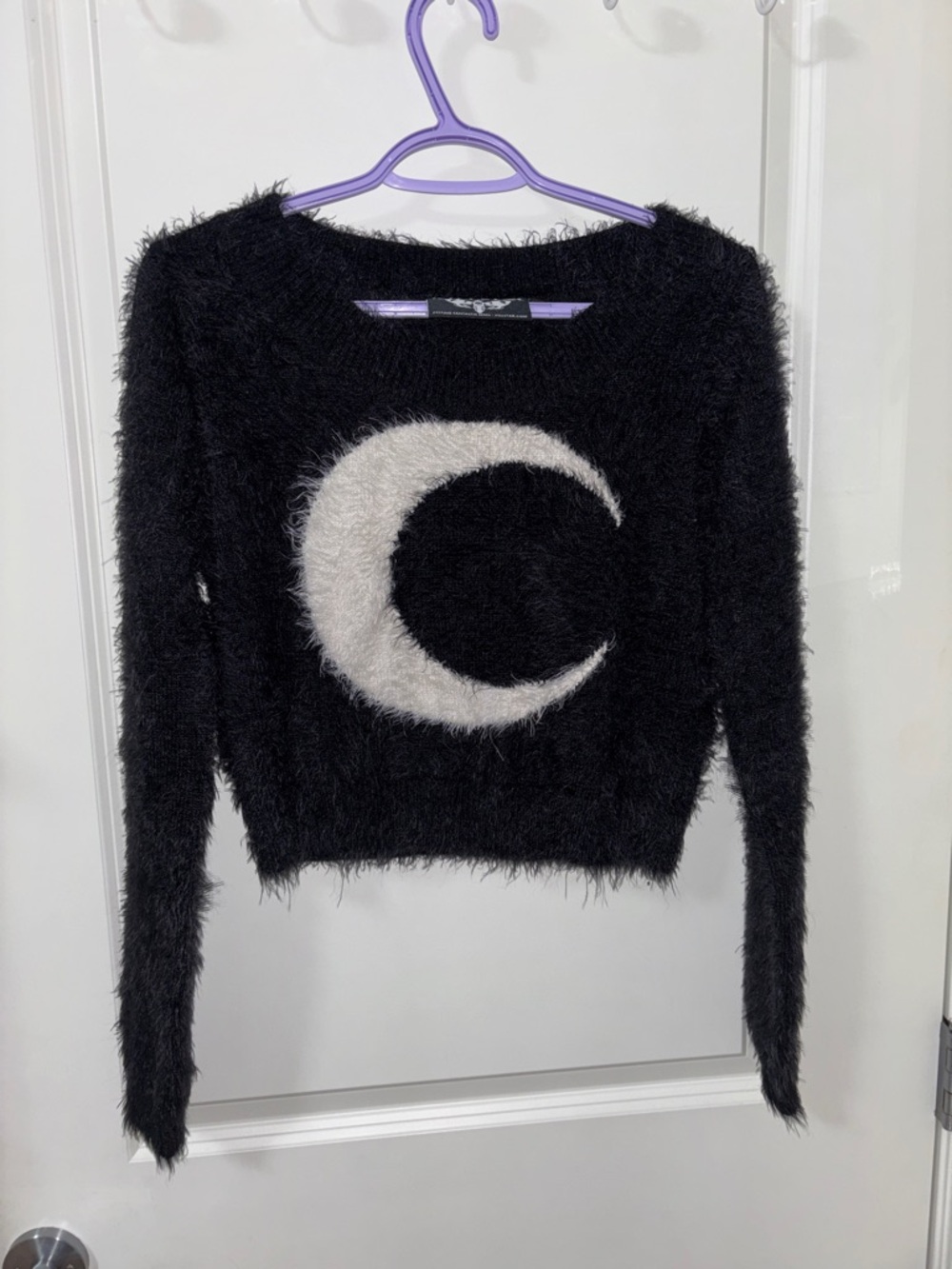 Killstar Jumper/ fuzzy crop top 
Size L